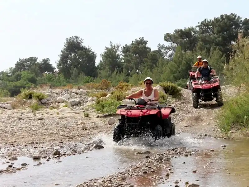 Toz, Çamur, Dağ Yolu… Gün Sonu Enerjisi Yüksek