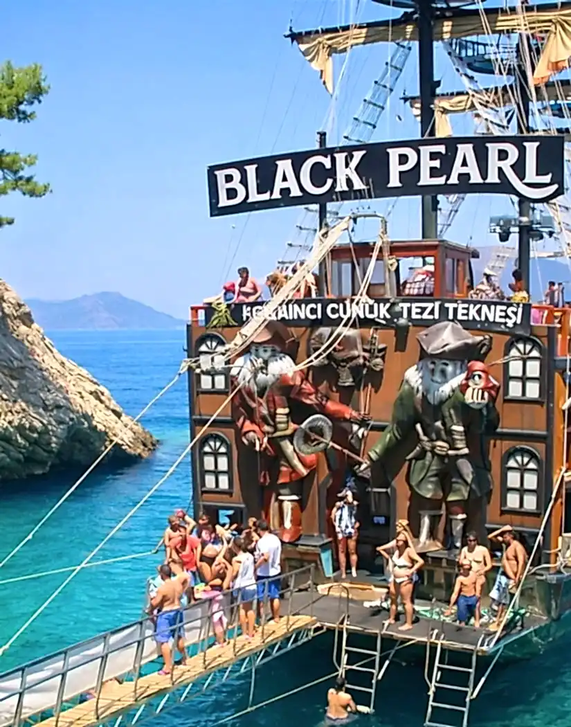Fethiye Kelebekler Vadisi Tekne Turu - Black Pearl 