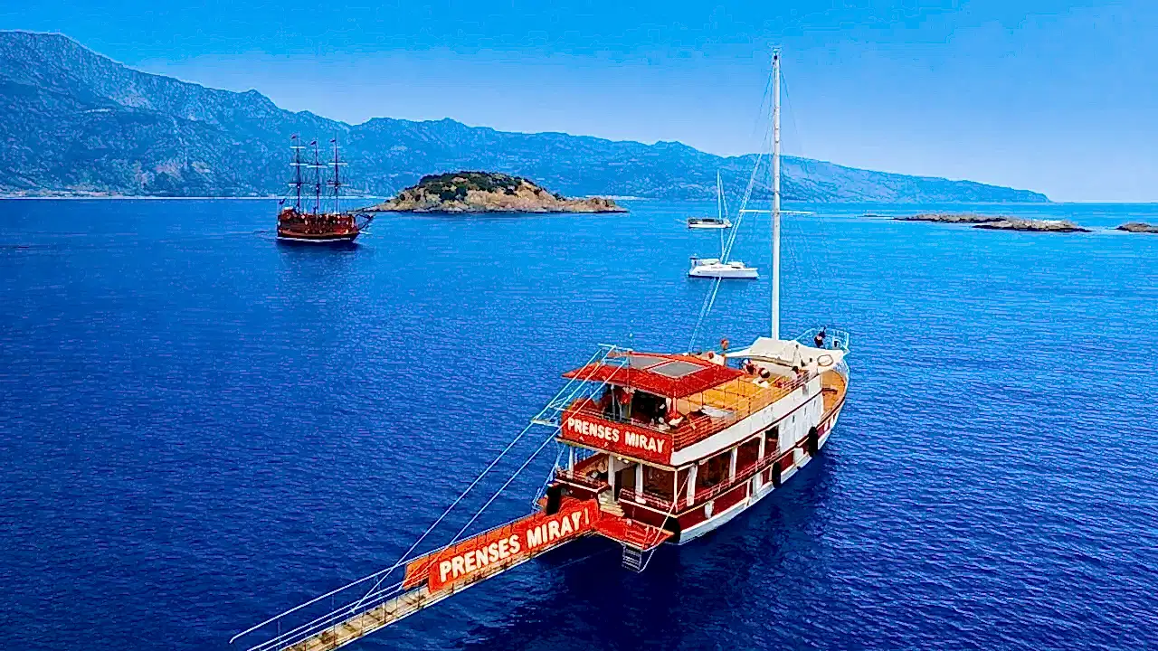 Fethiye Kelebekler Vadisi Tekne Turu- Prenses Miray 