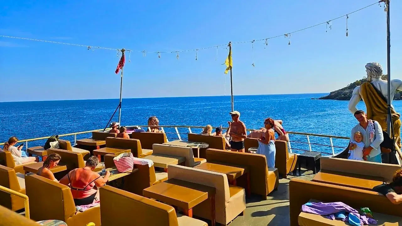 Kemer Mega Star Tekne Turu